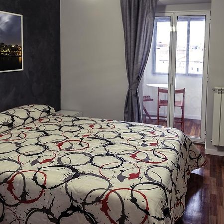 Apartamento Los Colonia บูร์โกส ภายนอก รูปภาพ