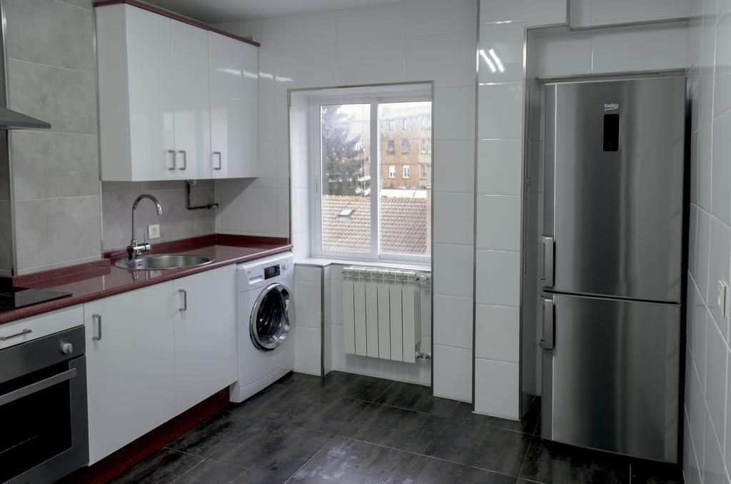 Apartamento Los Colonia บูร์โกส ภายนอก รูปภาพ
